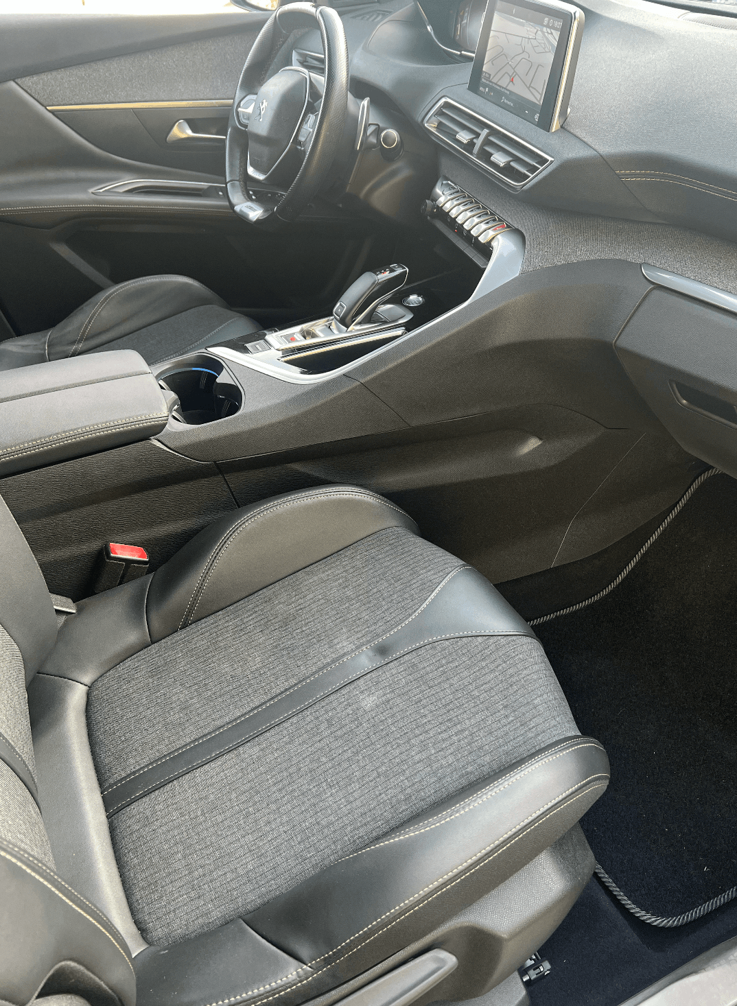 PEUGEOT 3008 GT LINE miniature 6