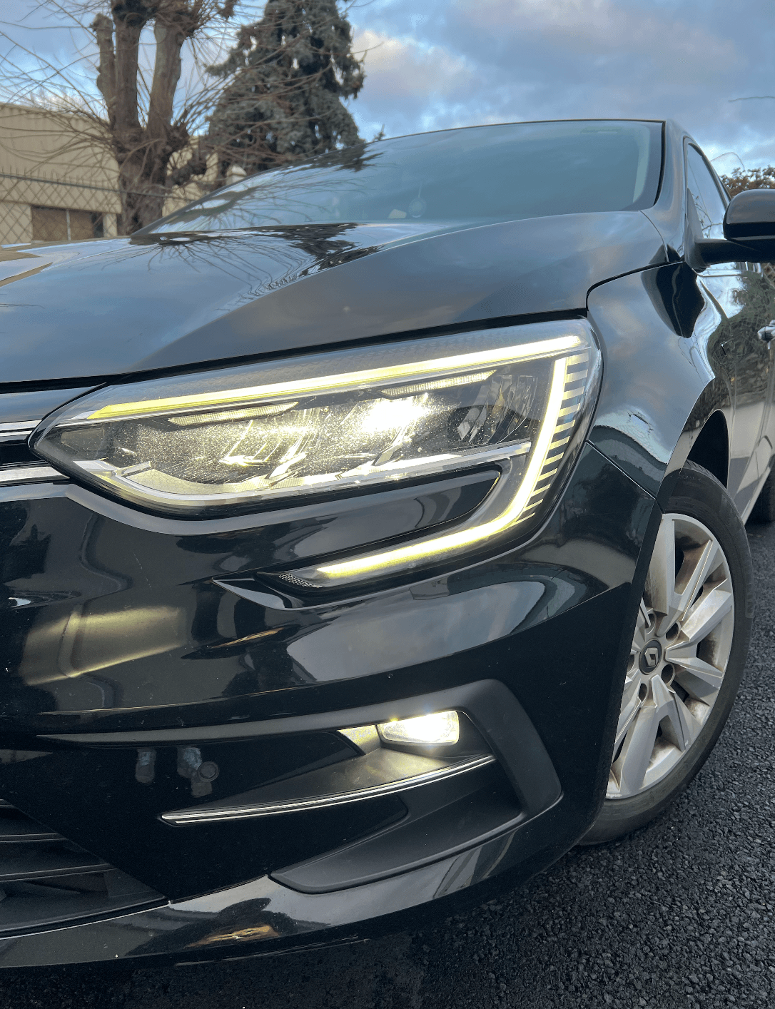 RENAULT MEGANE 4 miniature 3