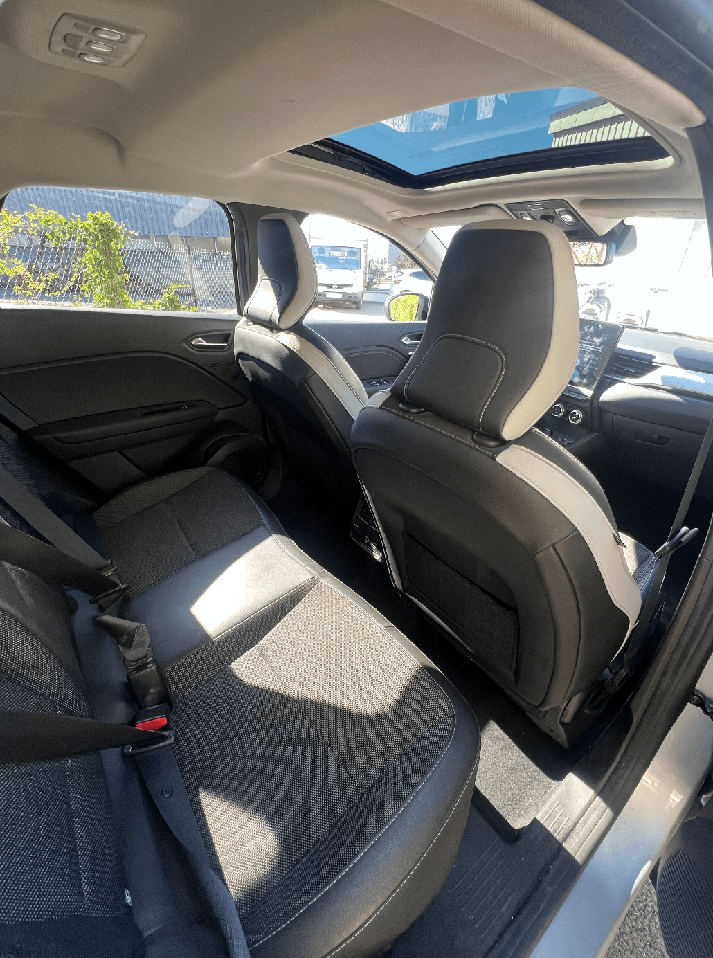 RENAULT CAPTUR miniature 4