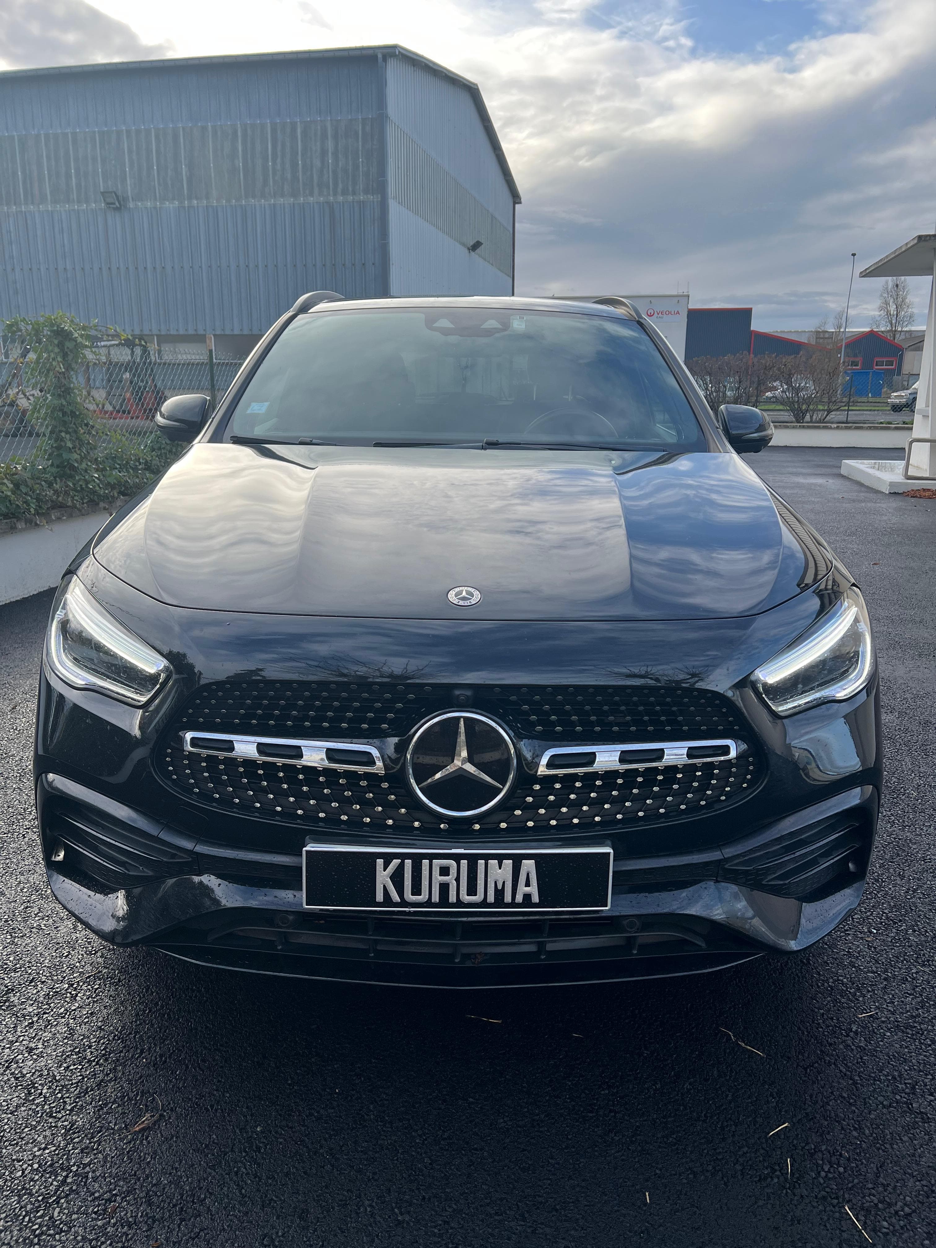 MERCEDES GLA 200d miniature 2