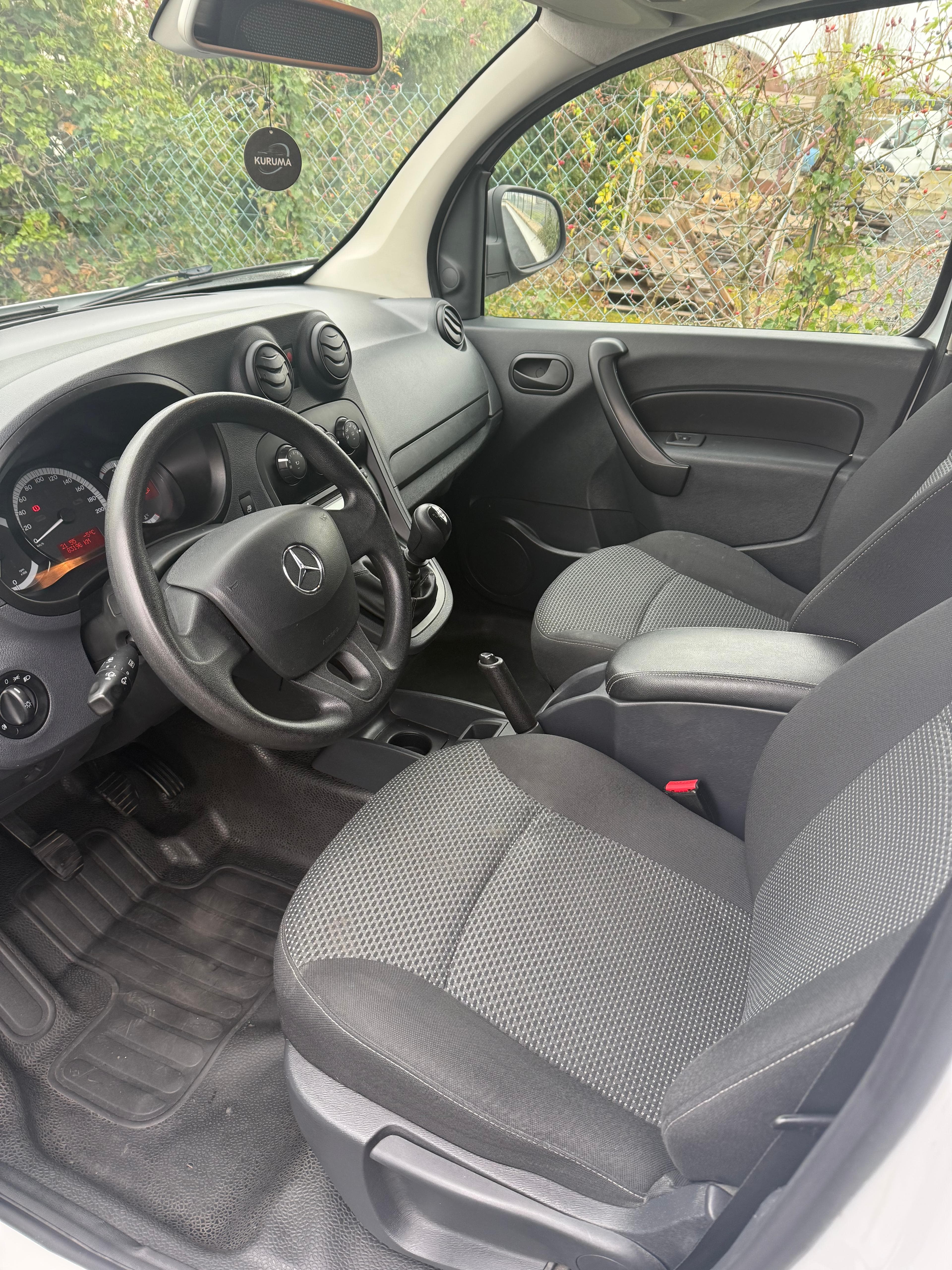 MERCEDES-BENZ CITAN 109 CDI 95 CH miniature 3