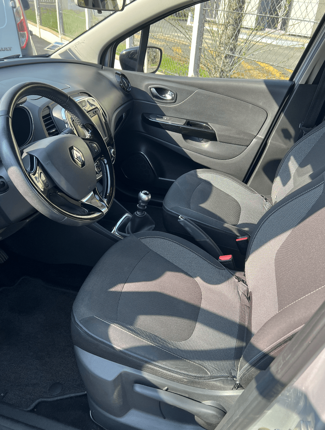 RENAULT CAPTUR ENERGY INTENS miniature 3